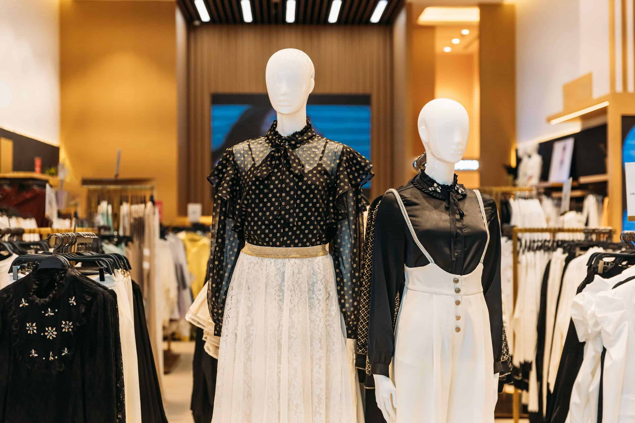 Female mannequins